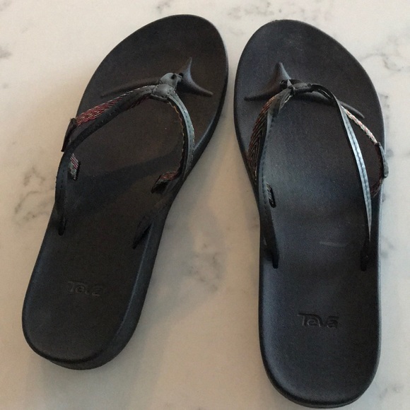 dsw reef flip flops